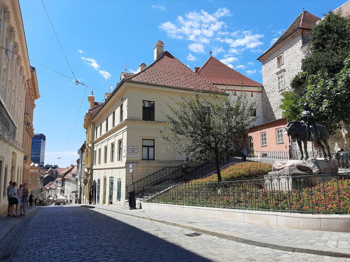 Apartment Azalea Zagreb Exterior foto